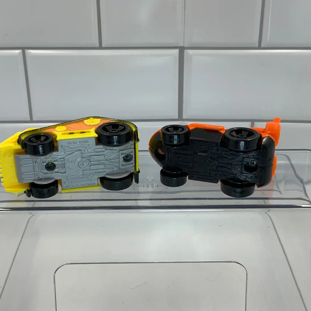 Spin Master Paw Patrol True Metal Rubble Zuma Diecast Yellow Orange 3in Set